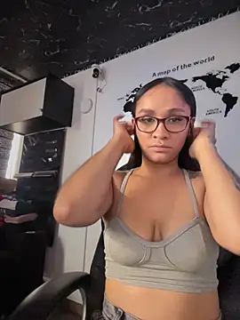 Isabella-Teen webcam