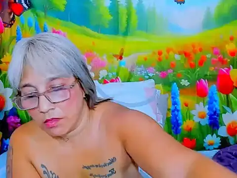 indianroxy webcam