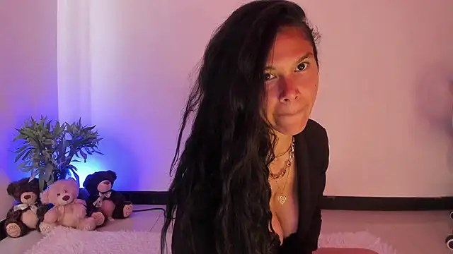 _aish_a live cam on StripChat