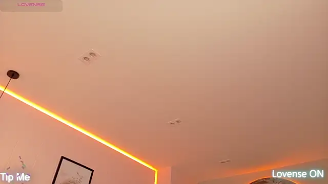 DollyBrowncc webcam