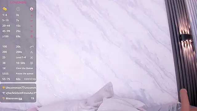 Monika-Ruiz webcam