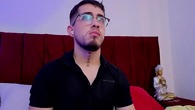 Tommas_Jhonson webcam