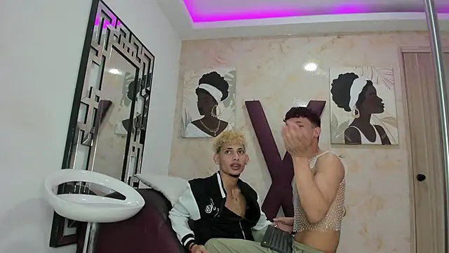 YOUNG_BOYS_HELL webcam