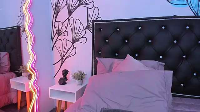 Sweet_Ariadna_ webcam