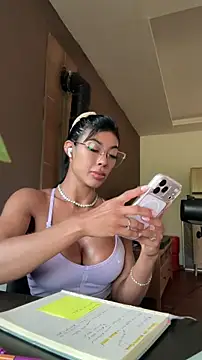 KalaBeckett_ webcam