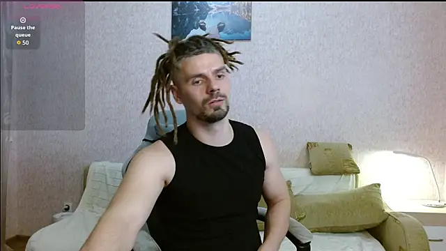 Aestheticguy101 webcam