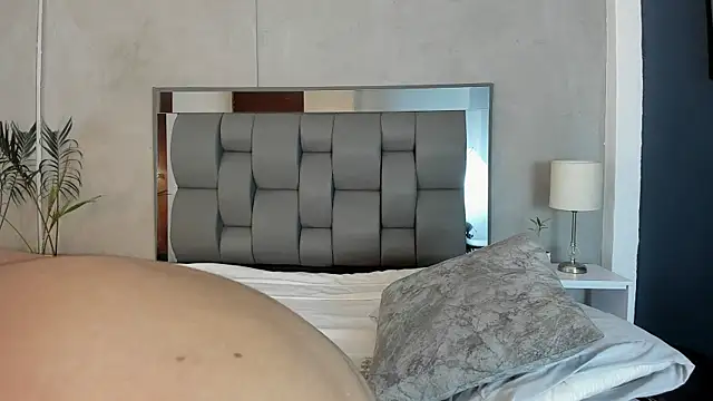 Charlie___Musk webcam