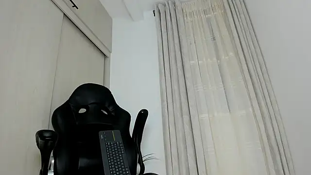 Biscuit_oliva webcam