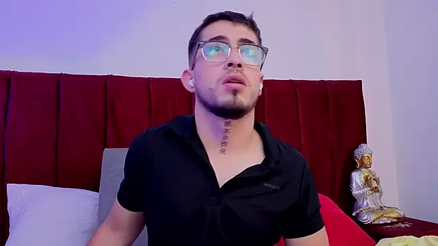 Tommas_Jhonson webcam