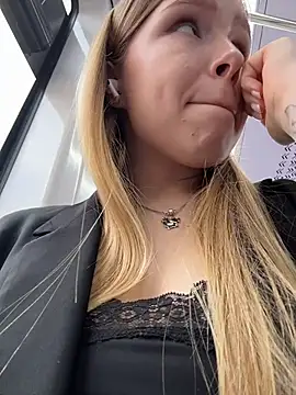 Liza_risky