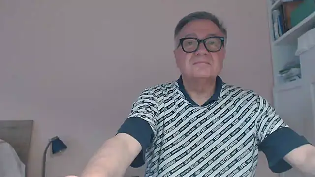 YOU6me webcam
