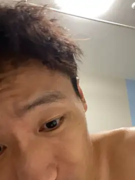 Mr_iphone11 webcam