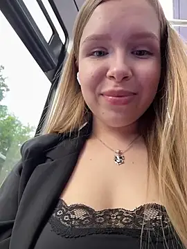 Liza_risky