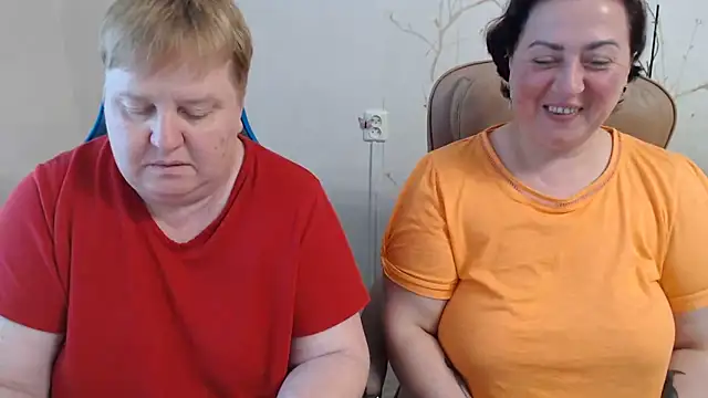 Bertie_Adeline webcam
