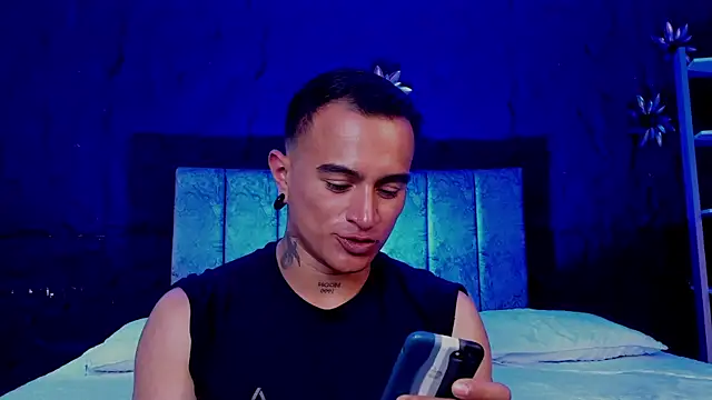 LiamDeep webcam