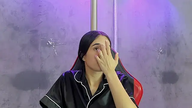 alice__susan webcam