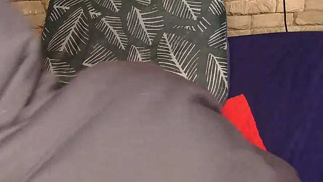 Sweethoneyglow webcam