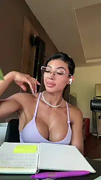 KalaBeckett_ webcam