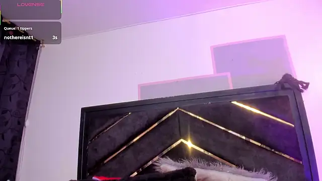 april_jones05 webcam