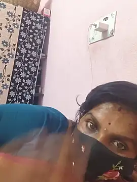 CuteTamizhachi webcam