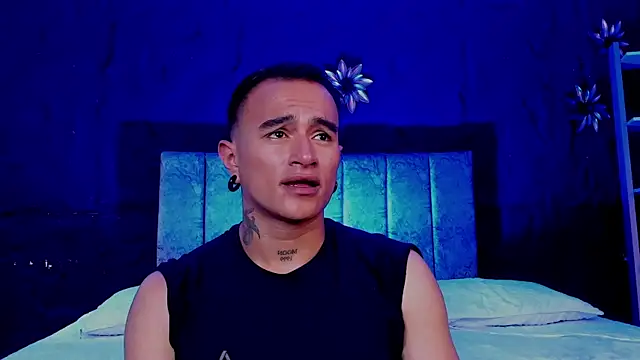LiamDeep webcam