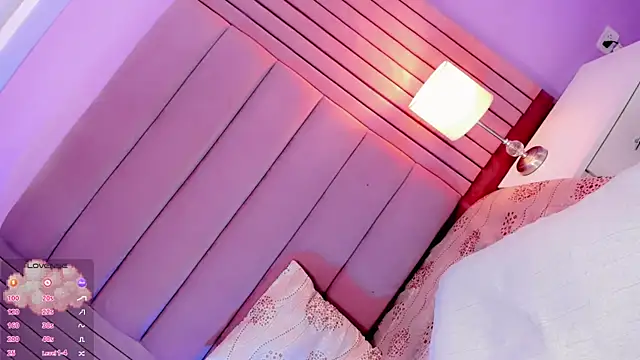Camille_deluxe webcam