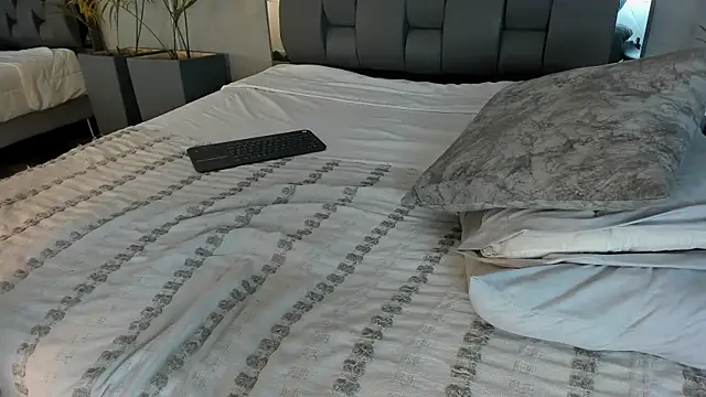 Charlie___Musk webcam