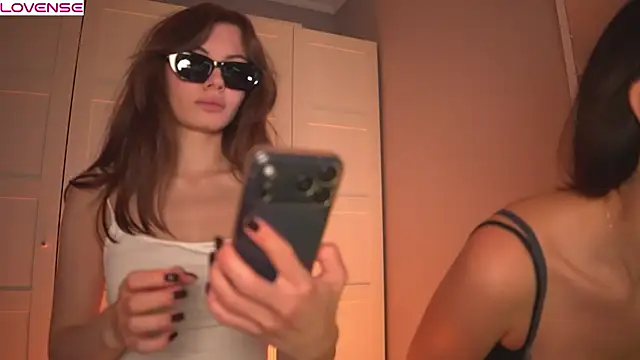 -JuicyMolly- webcam