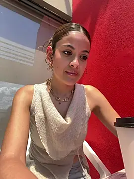 alana15 webcam