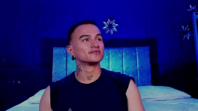 LiamDeep webcam