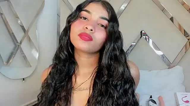 honeyhtx live cam on StripChat