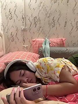 Ponthip webcam
