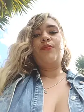 miss_berlyn live cam on StripChat