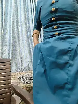 Radhika_gupta9 webcam