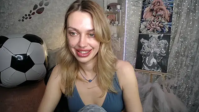 NickyAdamidi webcam