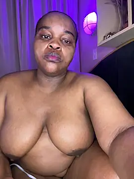 CynnxxxBarb webcam