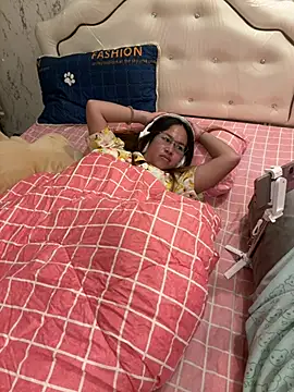 Ponthip webcam