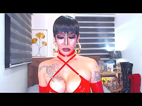 DominateMistressTania webcam