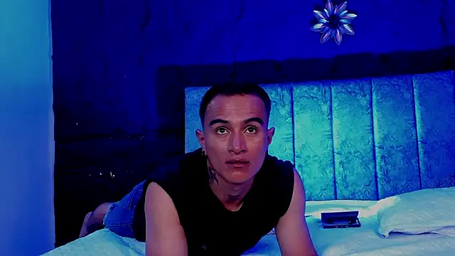 LiamDeep webcam