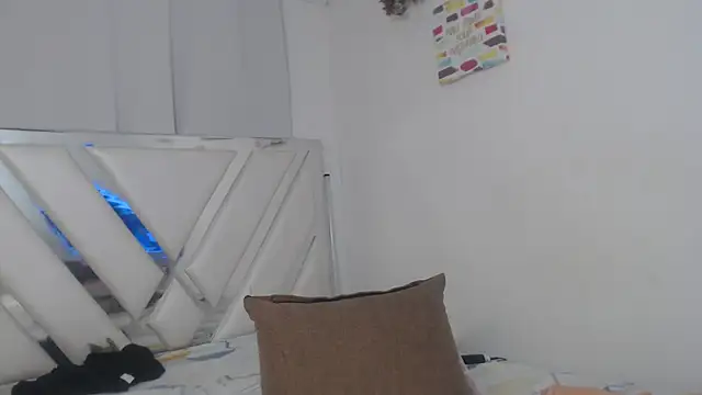 AlannaHarper webcam