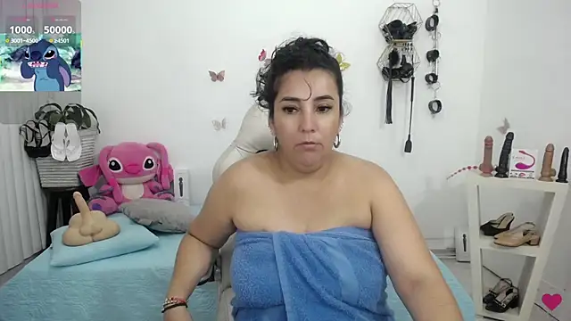 mom_hot__ webcam
