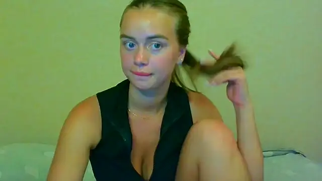 _tulipI8_Jess_beautiful webcam