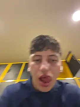ARON_LUXX webcam