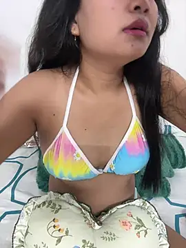 EliraMoon webcam