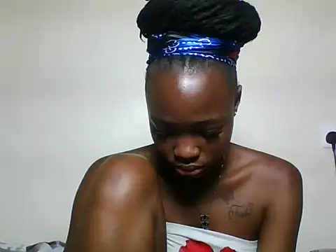 ebonysubmissive webcam