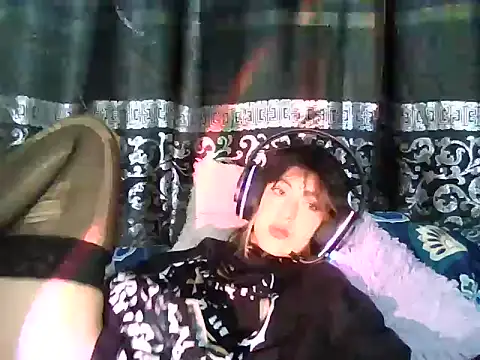 kittenpasive30 webcam