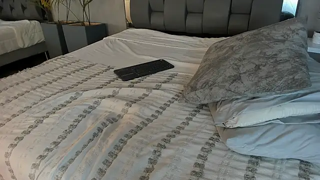 Charlie___Musk webcam