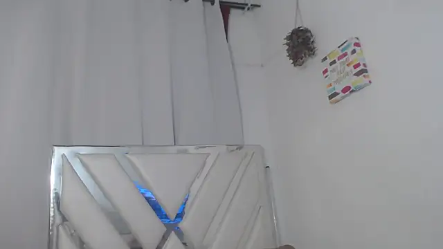 AlannaHarper webcam