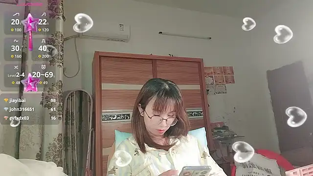 Lili_666 webcam