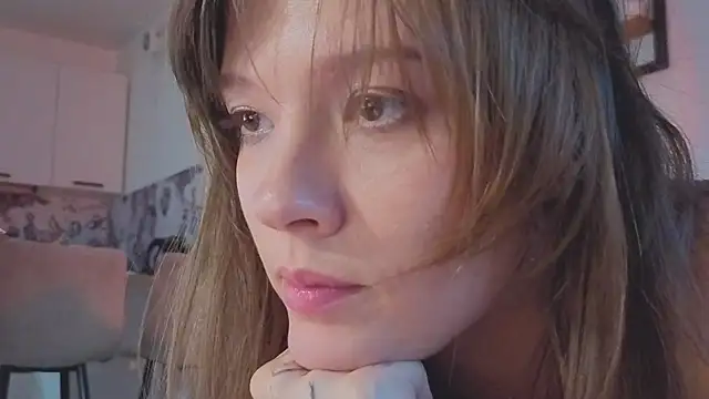 DemiDee live cam on StripChat